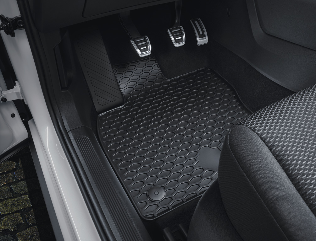 Gummifußmatte vorn und hinten, Schwarz Gummifußmatte vorn und hinten, Schwarz