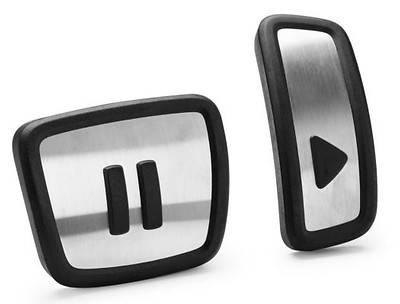 Pedalkappenset "Play and Pause Design", nur für Elektro-Fahrzeuge Pedalkappenset "Play and Pause Design", nur für Elektro-Fahrzeuge