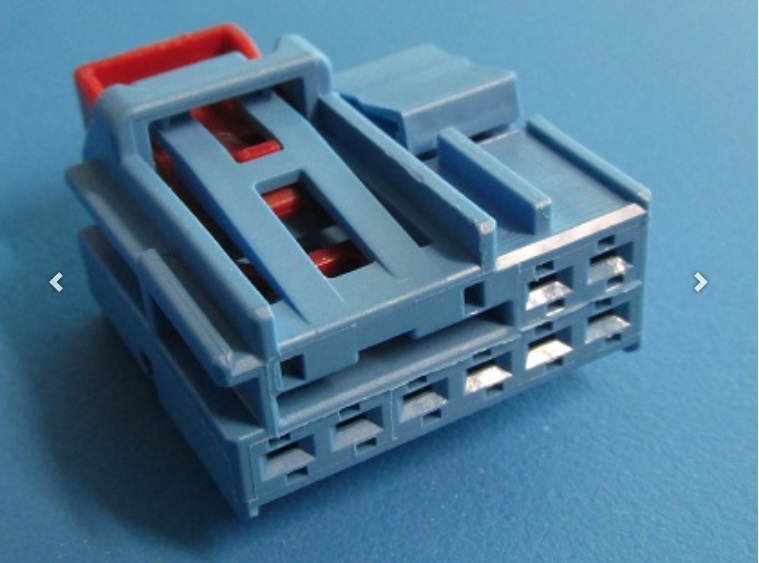 Rückleuchtenstecker LHD -8SA Rückleuchtenstecker LHD -8SA