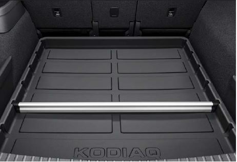 Trennelement aus Aluminium für Kofferraumwanne Trennelement aus Aluminium für Kofferraumwanne